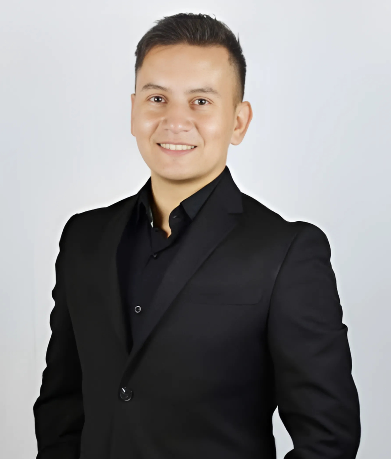 Profile photo of agent Manuel Fregoso